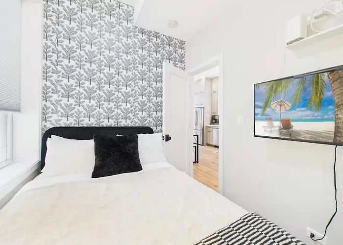 The Zen Duplex Two Private For Groups * Chicago